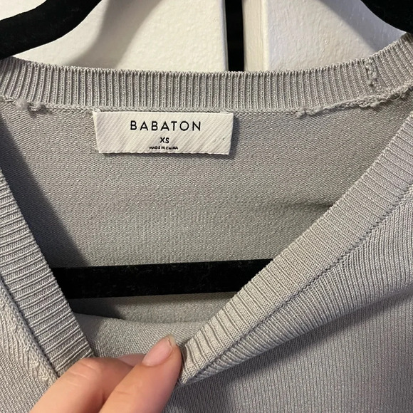 Aritzia Babaton Sculpt Knit Empire Long Sleeve in grey - Picture 5 of 6